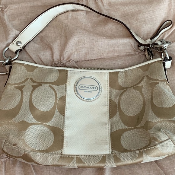 Coach purse - Picture 2 of 11